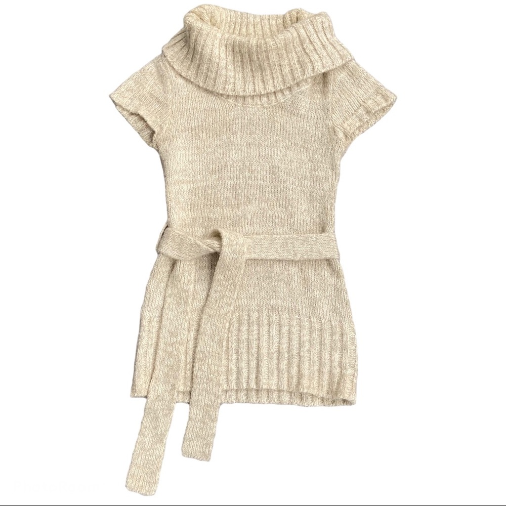 ❄️ Free w/ purchase! Forever 21 cowl neck belt tunic sweater
